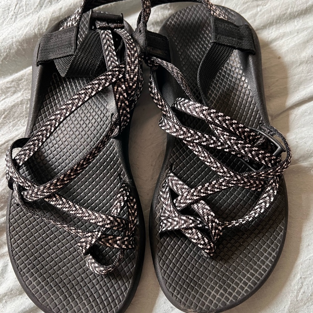Womens Chacos size 8